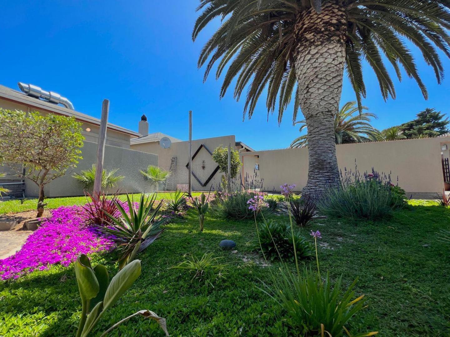 The Mole Guesthouse Swakopmund Luaran gambar