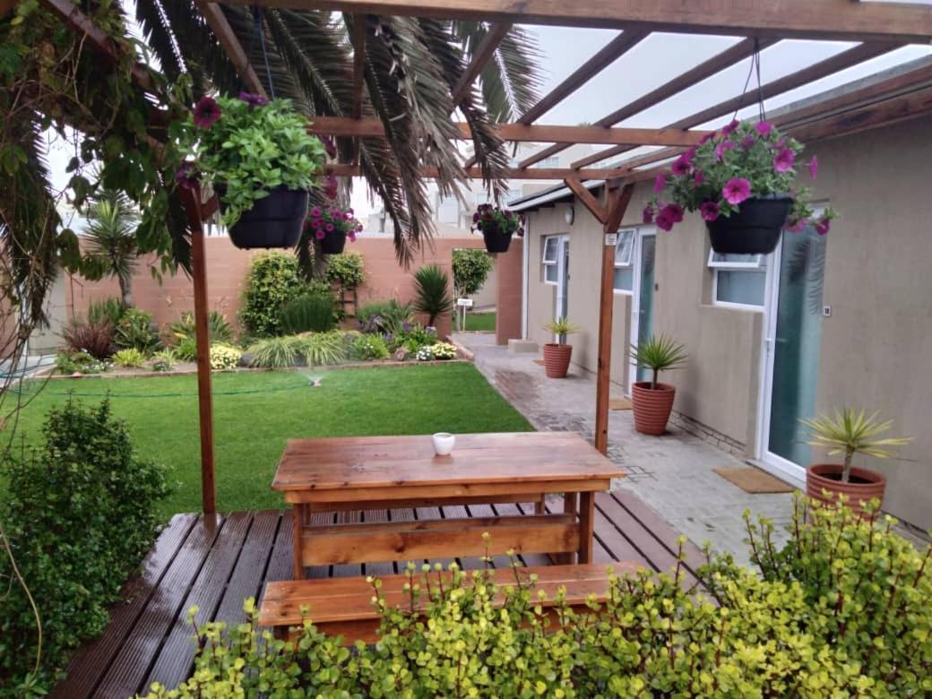 The Mole Guesthouse Swakopmund Luaran gambar