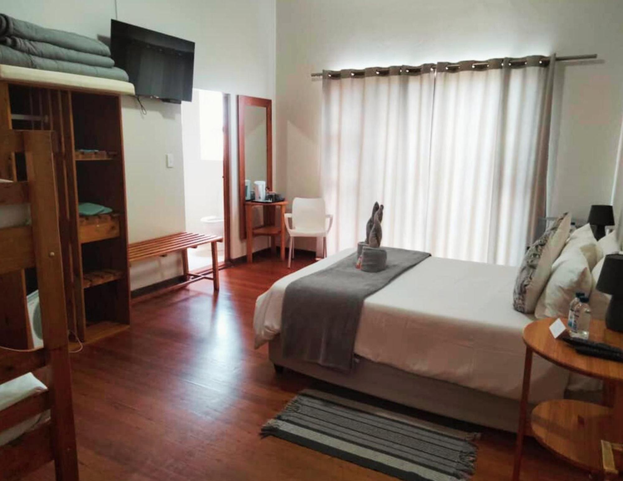 The Mole Guesthouse Swakopmund Luaran gambar